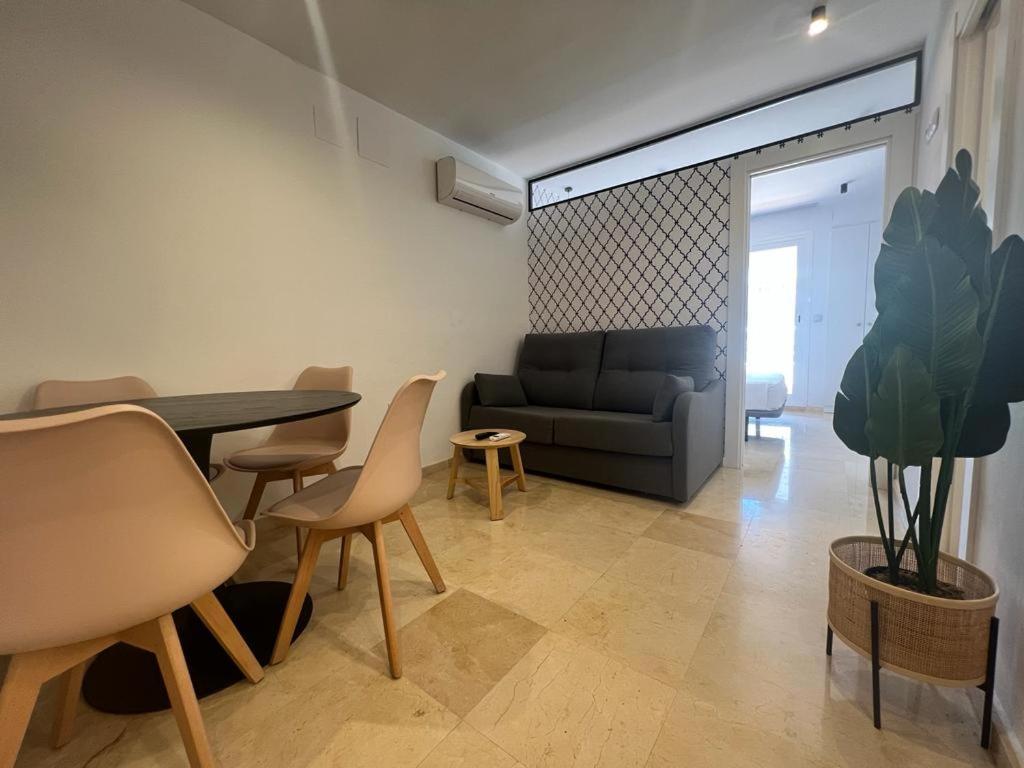 Apartamentos Aurea Pal 8 Y Gran Atenea Esperanto 5 Benidorm Exteriér fotografie